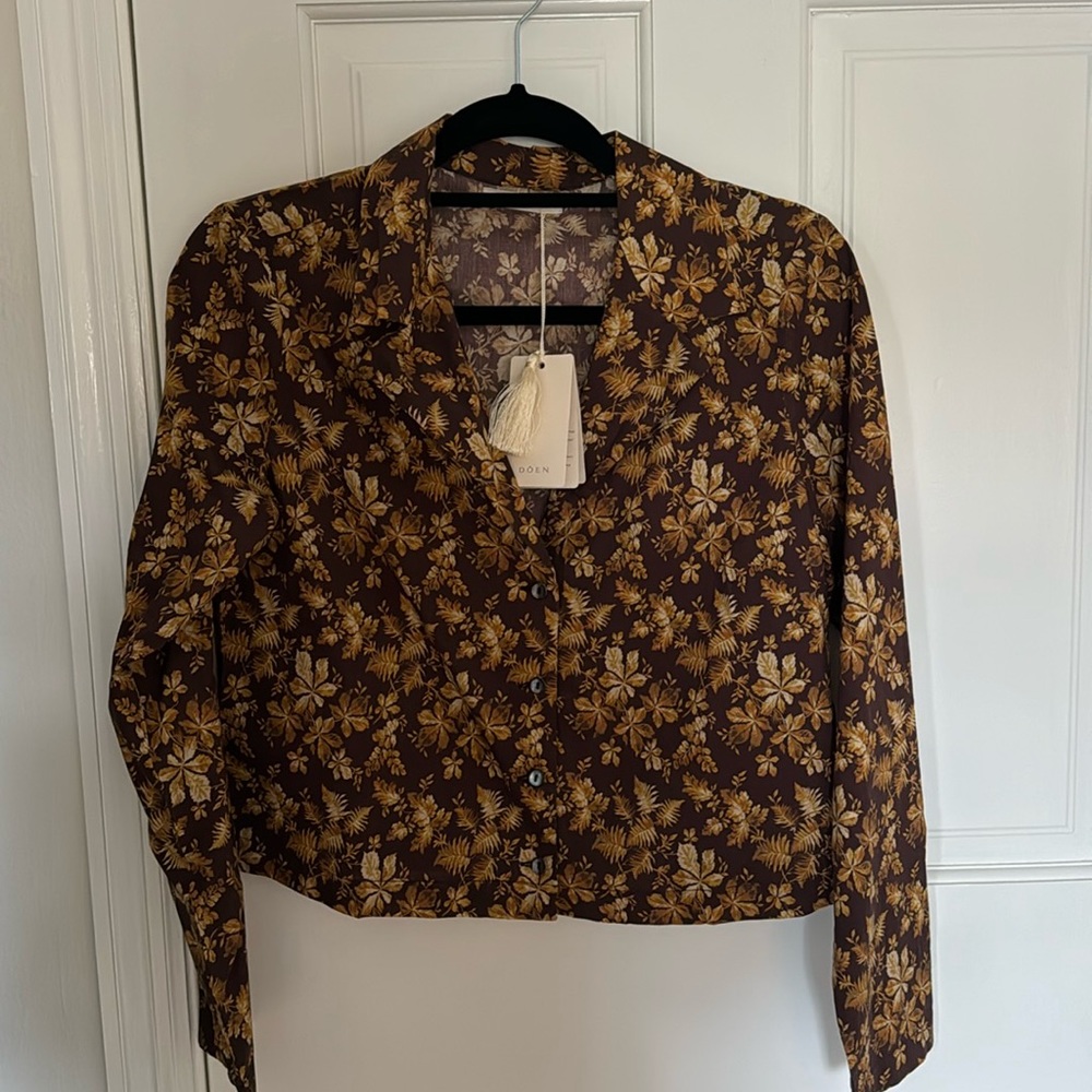 Doen Button Down Floral Collared Shirt